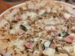 蘑菇培根水牛奶酪披萨-Malena玛莲娜