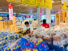 -华冠折扣超市(长阳店)