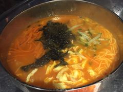 -缸桶屋韩国料理·全程帮烤(泰禾店)