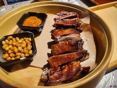 镇店烤羊排-破瓦寒窑·地摊烤羊排