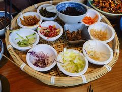 -包整·丝娃娃(一览甲秀楼风景店)