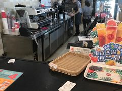 -85度C(生甜甜圈研究工坊·上海局门店)