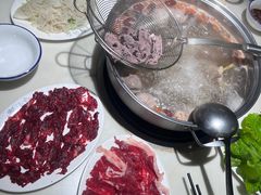 -唔品潮汕自助牛肉火锅(洪文店)