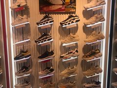 -fila(日月光中心广场店)