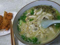 -明呈黄鱼面馆(斜土路店)