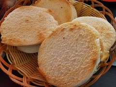 鸡油烙饼-卤煮老北京酱肉馆