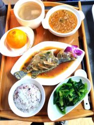 点击看大图 -九喜月子中心(保健院店)