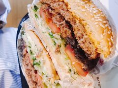 -The Habit Burger Grill 哈比特汉堡(复兴soho店)