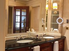 -广州富力丽思卡尔顿酒店