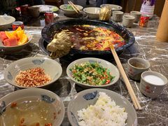 -渝大狮毛肚老火锅(遂宁万达店)