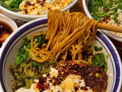 -云阿蛮云南生烫牛肉米线(奉贤路店)