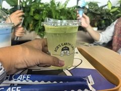 -抱抱地球咖啡馆(国家海洋博物馆店)