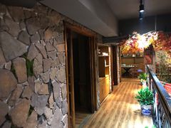 -屋门口呷饭(捞刀河店)