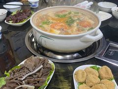 -黔府豆米火锅野菜馆(南马店)