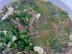 -霄汉牛三鲜湖北砂锅菜(万松园2店)