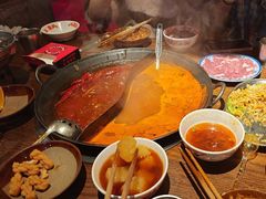 -萍姐火锅·公路夜市(武汉首店)