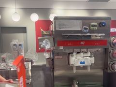 -DQ·蛋糕·冰淇淋(奥特莱斯店)