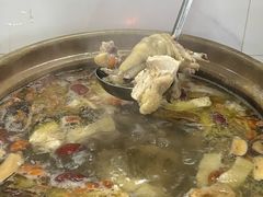-威邵鸡煲(西华路总店)