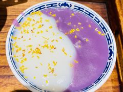 芋泥麻薯-李百蟹·江南蟹黄面·河景餐厅(夫子庙总店)