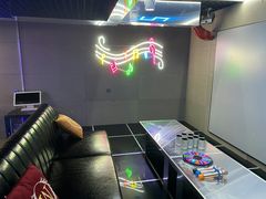 -优悦派·别墅派对轰趴馆(静安店)