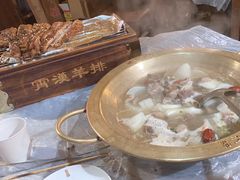 -霄汉羊排(万松园一店)