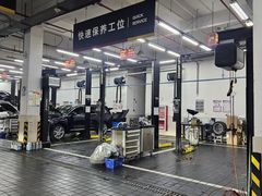 -百联沪通凯迪拉克4s店