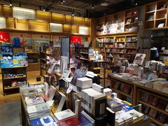-百新书局(尚悦湾店)