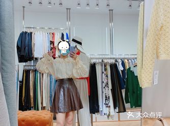 高质女装工厂店，省到千元买到爽