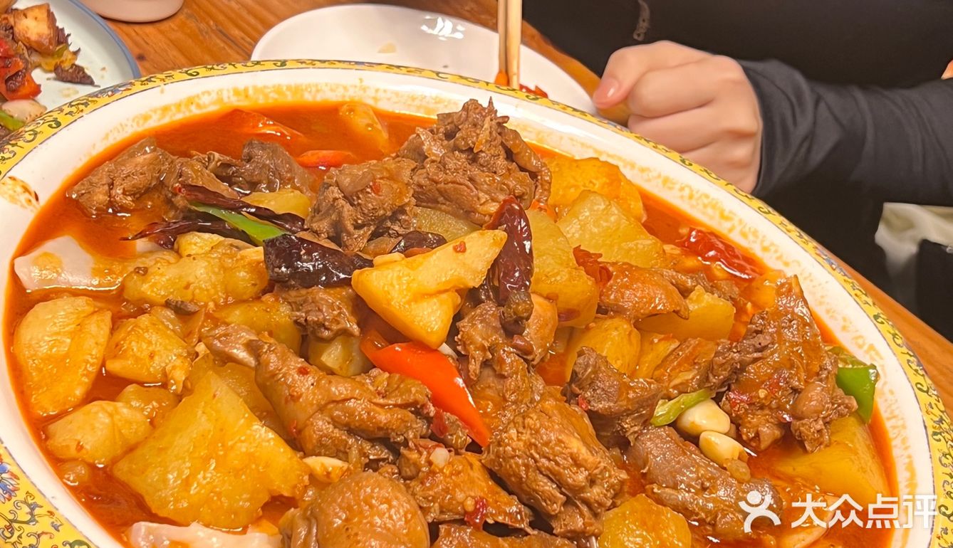 真[爱心]探店/新疆同事推荐烤包子正宗的滩羊铺子