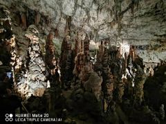 -波斯托伊纳溶洞