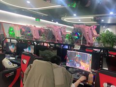 -鹏羽电竞馆(万盛东地铁站店)