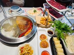 -左庭右院鲜牛肉火锅(新梅广场店)