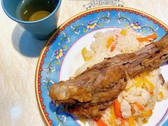 羊拐抓饭-阿吾丹的烤羊·新疆菜·抓饭·拌面(乌尔禾店)