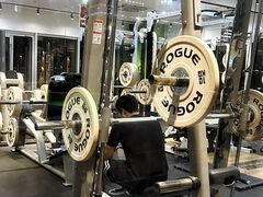 -LikingFit24小时健身•普拉提(张江店)