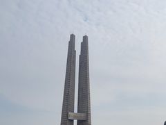 -唐山抗震纪念碑广场