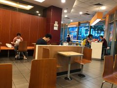 大堂-麦当劳(厦门梧村店)