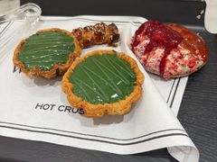 -HOT CRUSH趁热集合·现烤面包(上海环球港店)
