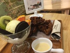 -猫的天空之城概念书店(杭州南宋御街店)