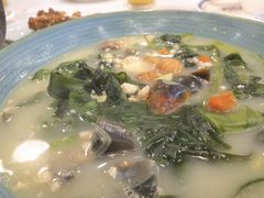 -明本湛江鸡•海鲜小厨(陈家祠店)