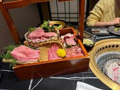 -山川小町·极番烧肉(新地假日广场店)
