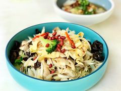 新疆椒麻鸡-董小西的凉皮和椒麻鸡(三元桥店)