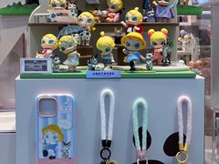 -泡泡玛特POPMART(东直门来福士店)