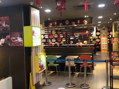 大堂-麦当劳(王顶堤店)