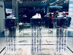 -NIKE品牌体验店(南京东路店)