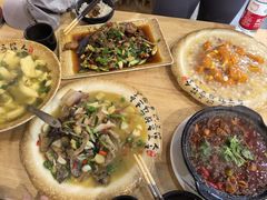 -小辣椒·川菜馆·羌家铜锅土火锅(茂县店)