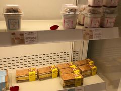 -好利来(高新枫叶广场店)