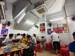 大堂-威邵鸡煲(西华路总店)