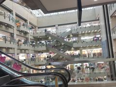 -百荣世贸商城