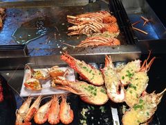 -六合夜市