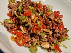 -渝信川菜 · 川味家常菜(财富购物中心店)